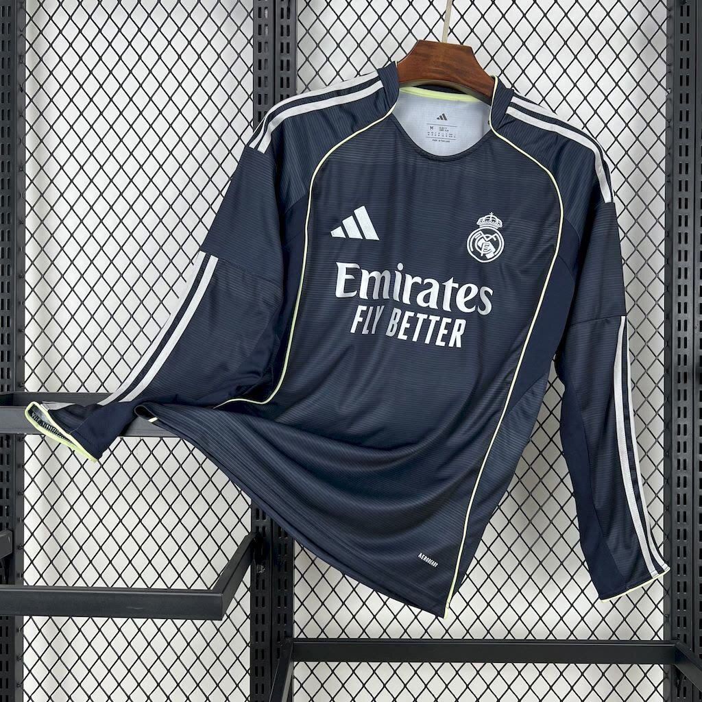 real madrid-exterieur-2025-2026 -1